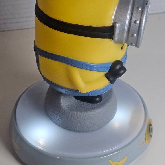 Universal Studios Minion Interactive Toy with Light-Up Base - Picture 4 of 5